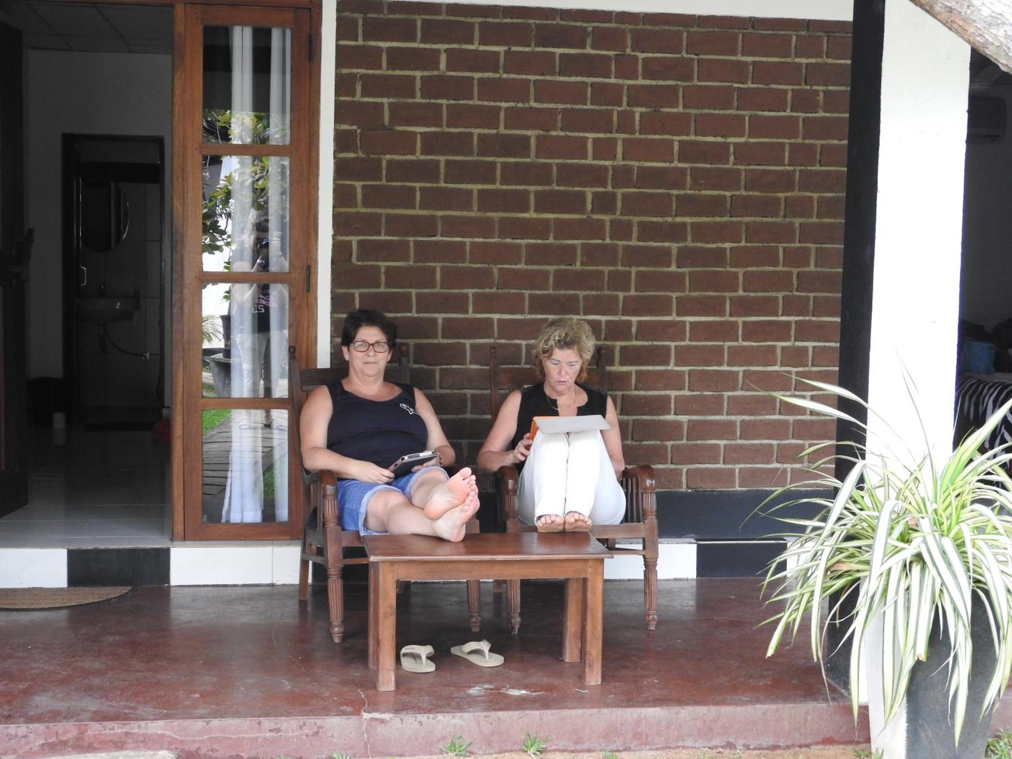Eco Hotel Black&White - Anuradhapura Mihintale Exterior foto