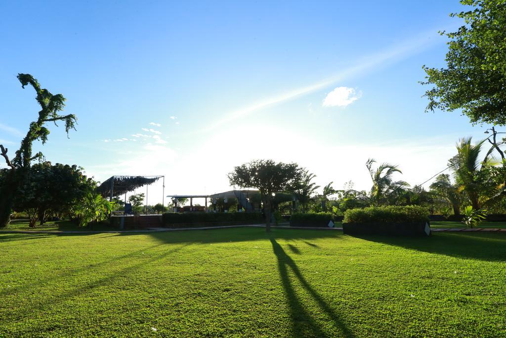 Eco Hotel Black&White - Anuradhapura Mihintale Exterior foto