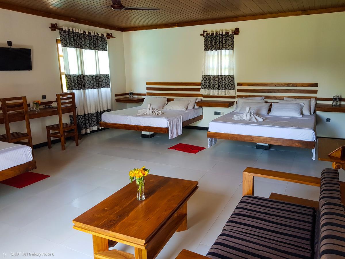 Eco Hotel Black&White - Anuradhapura Mihintale Exterior foto